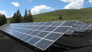 Procesul de instalare a panourilor fotovoltaice